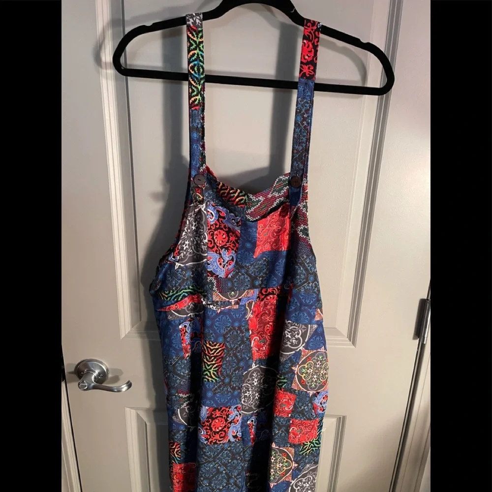 S/M. NWT. OVERALLS by Sacred Threads CL/GR02. - Picture 4 of 11